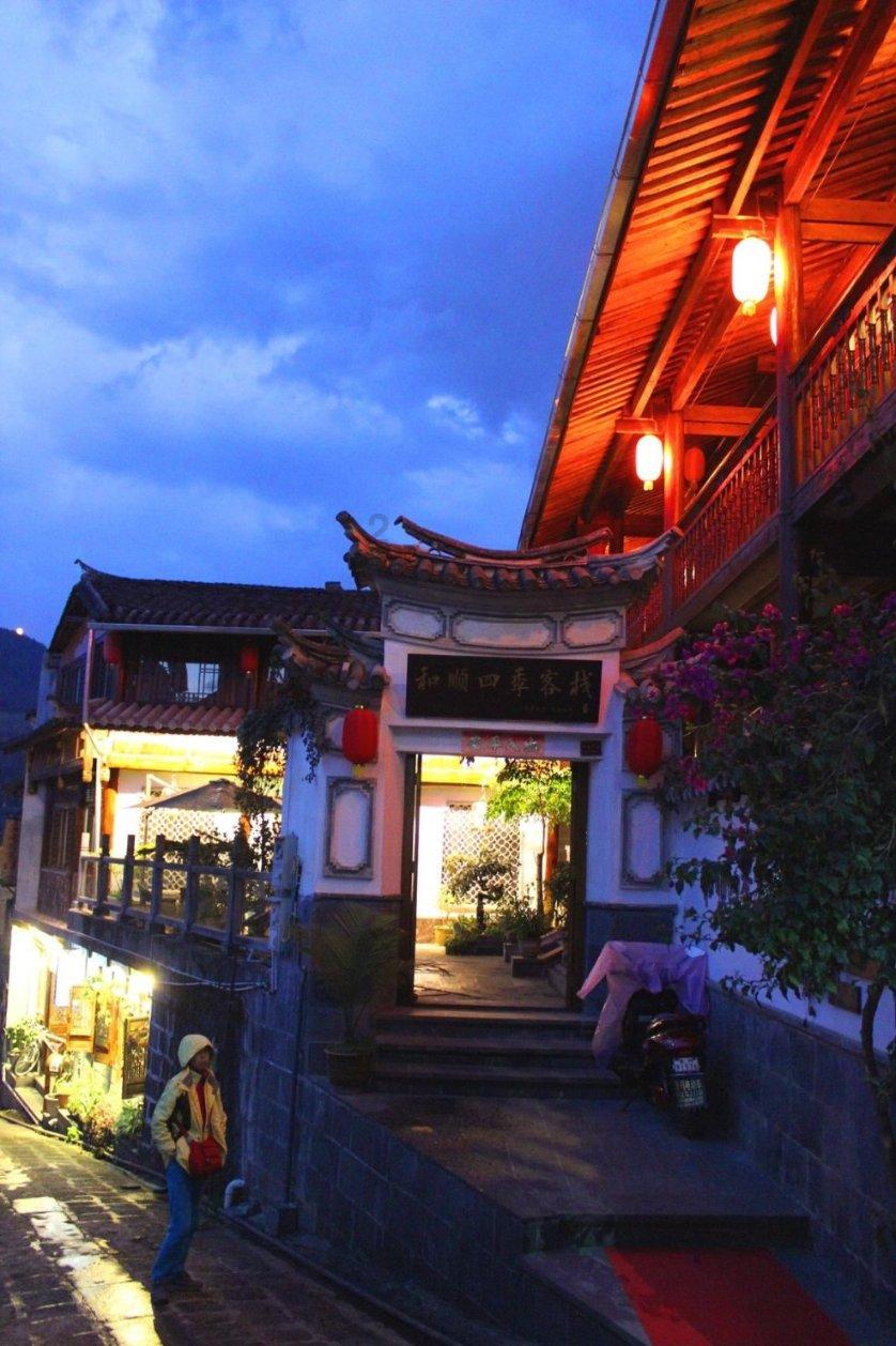 农畜山羊逃脱